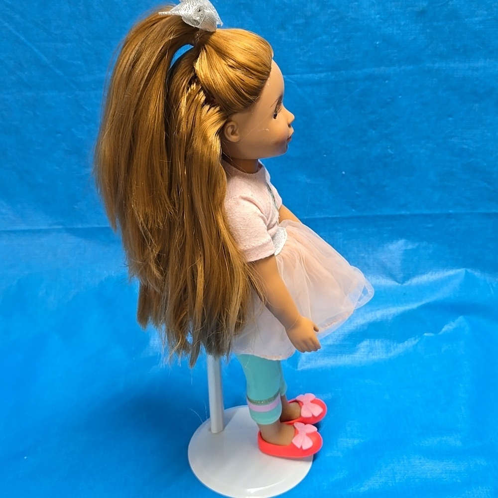 Glitter Girl Ginger Hair And Light Violet Eyes - Picture 5 of 6